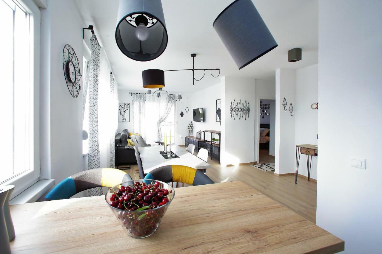 L Apartments بيبينيا المظهر الخارجي الصورة