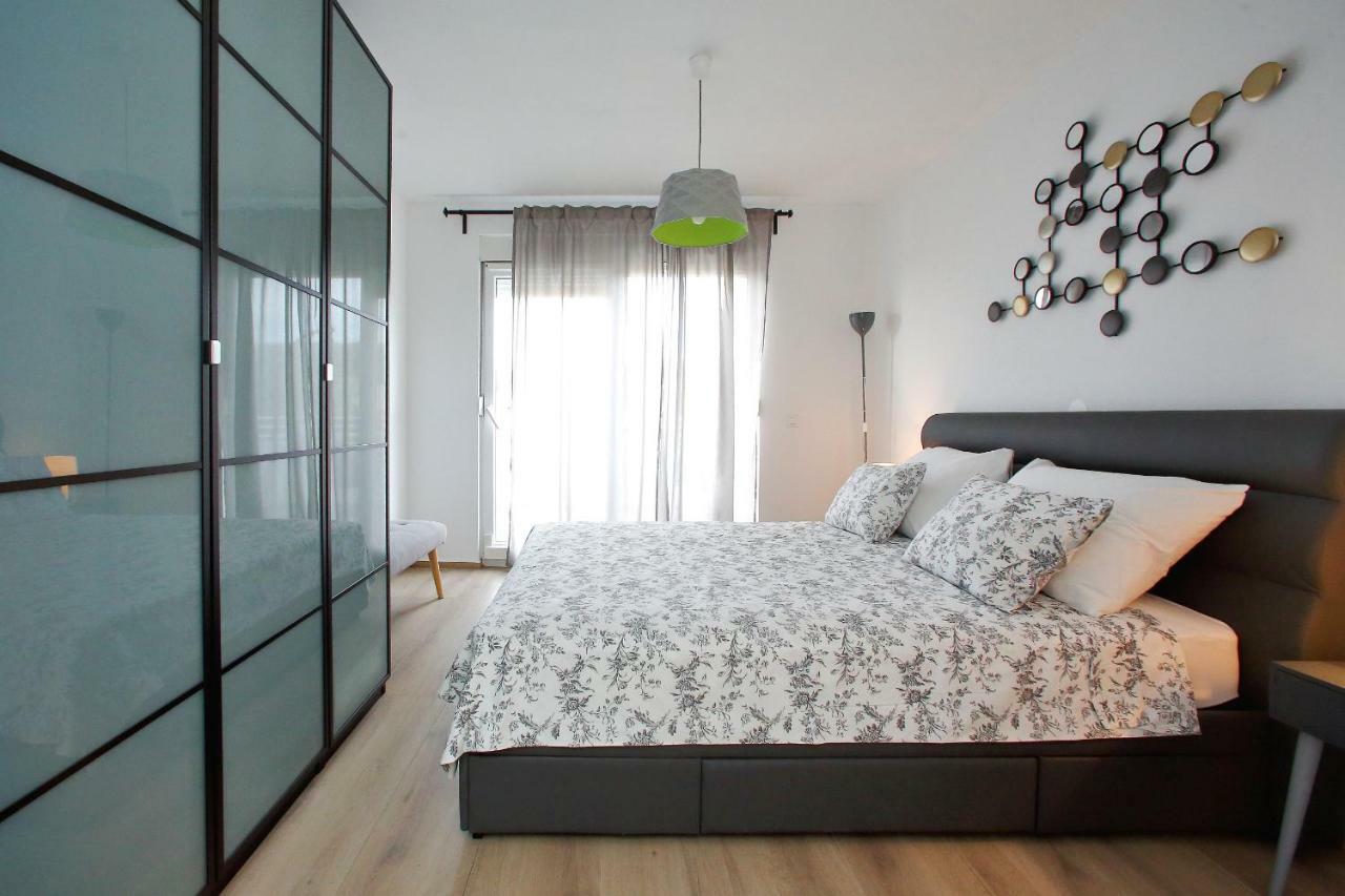 L Apartments بيبينيا المظهر الخارجي الصورة
