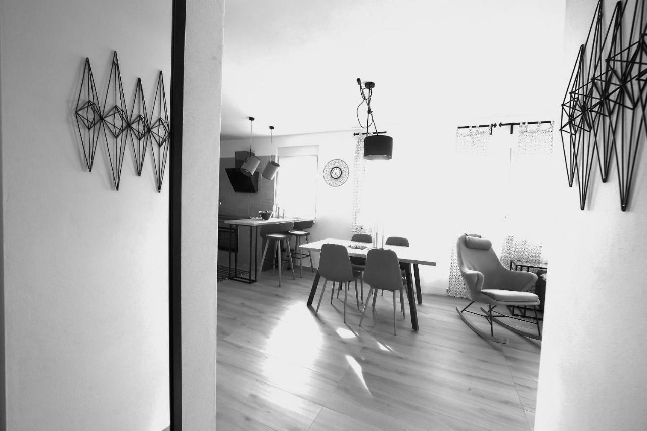 L Apartments بيبينيا المظهر الخارجي الصورة